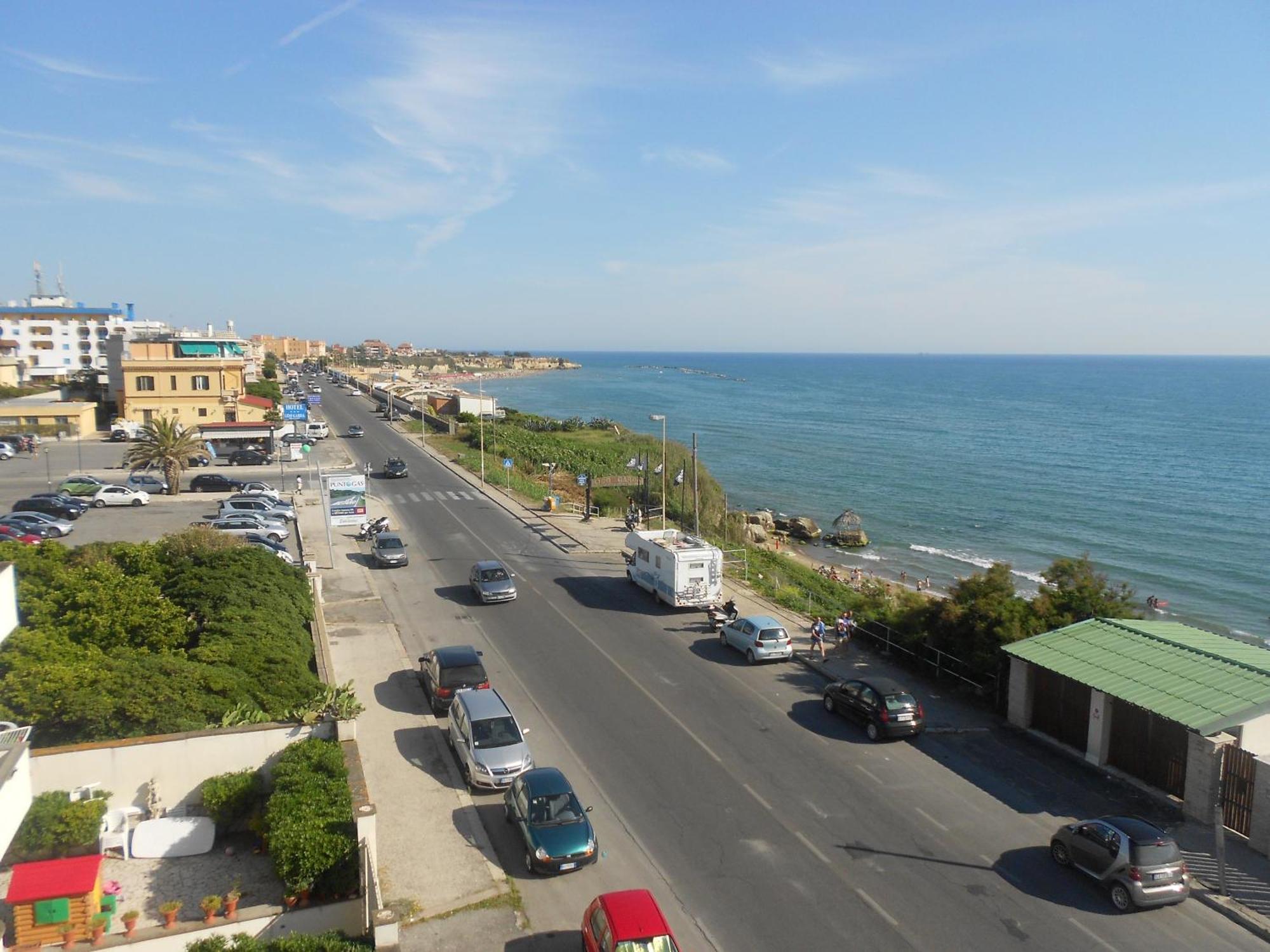 Hotel L'Approdo Anzio Dış mekan fotoğraf